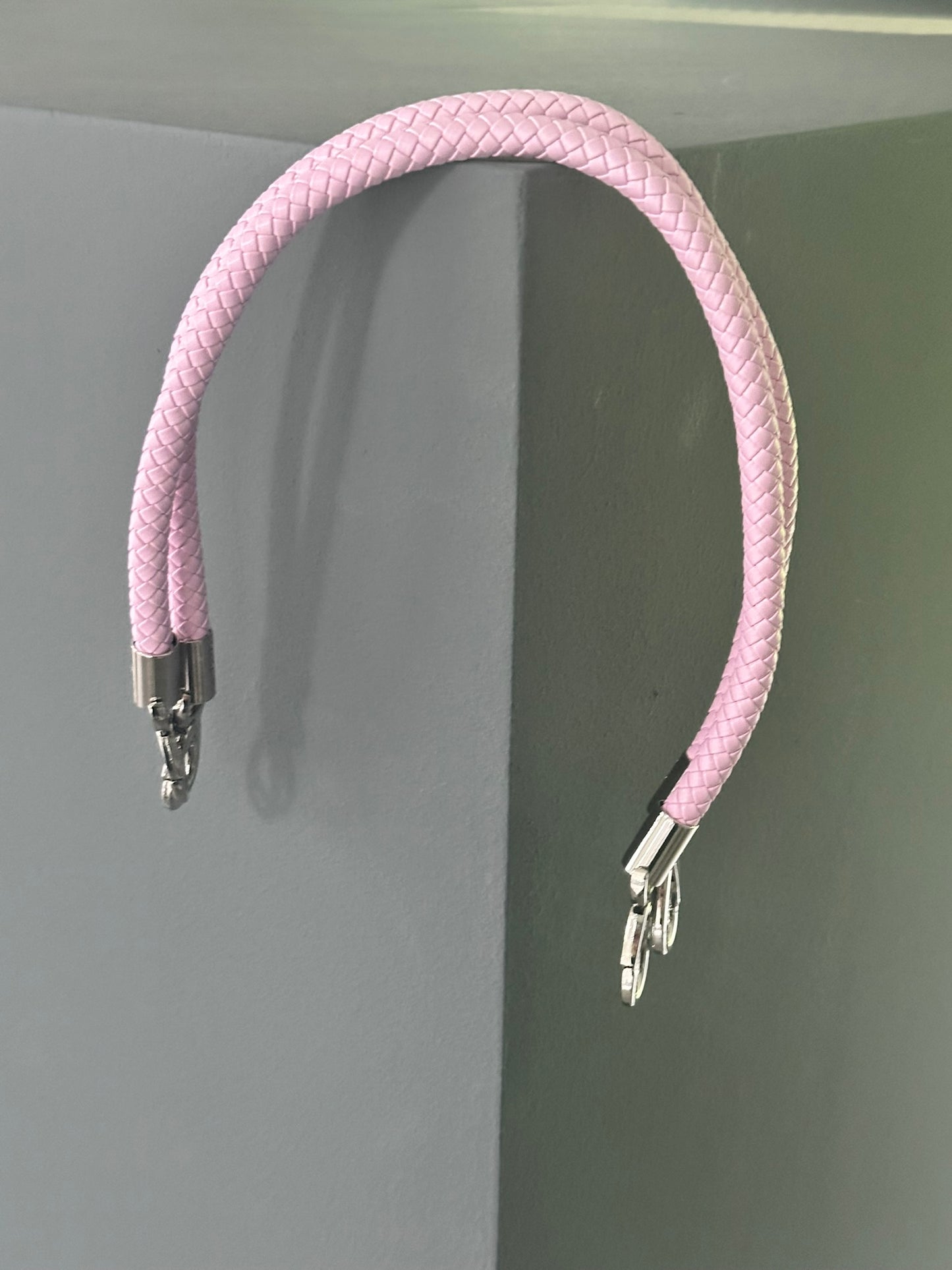 Snap it — braided interchangeable handle
