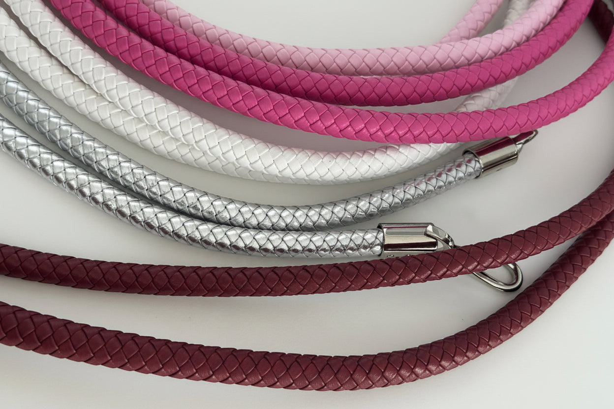 Snap it — braided interchangeable handle