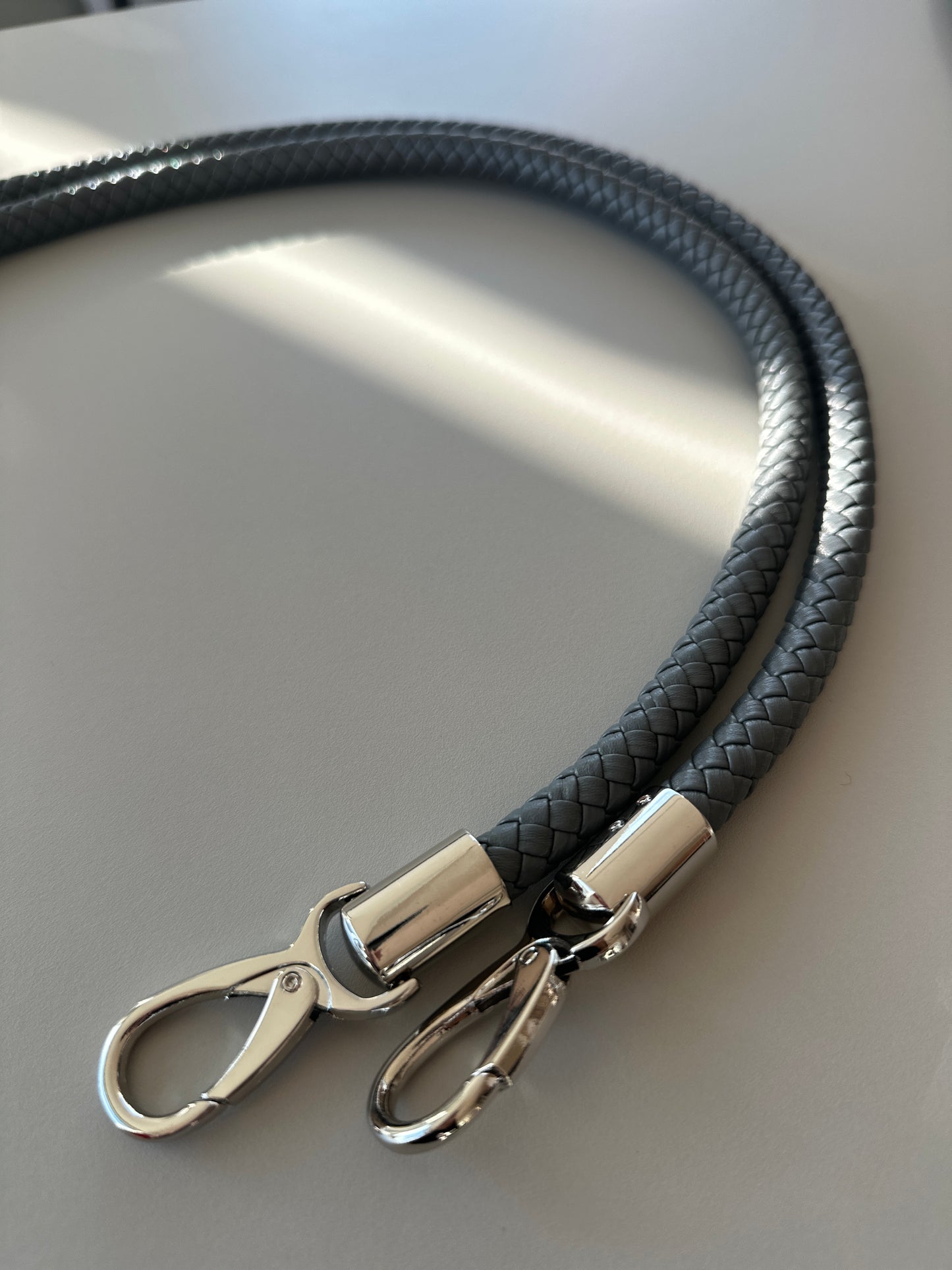 Snap it — braided interchangeable handle