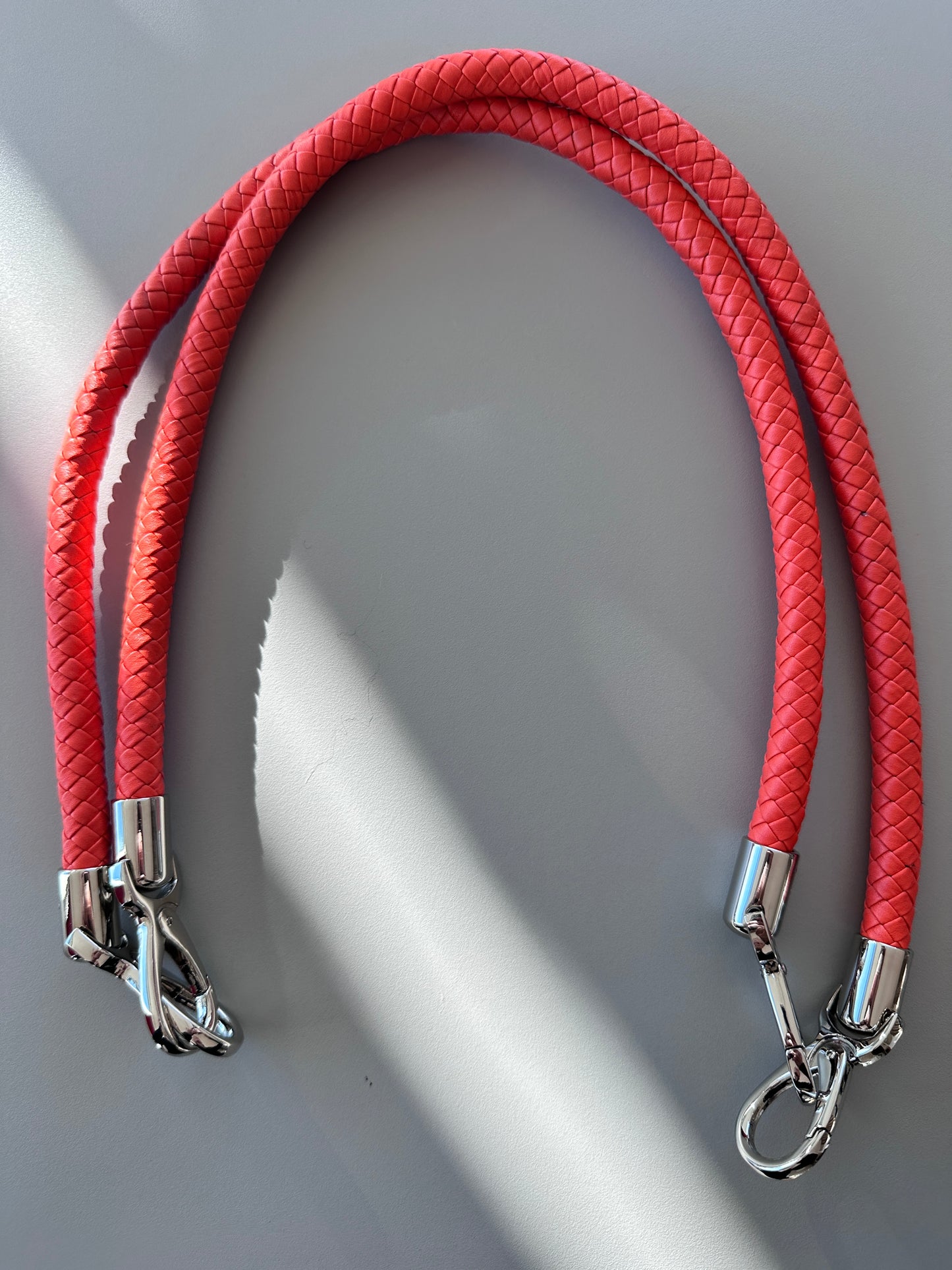 Snap it — braided interchangeable handle