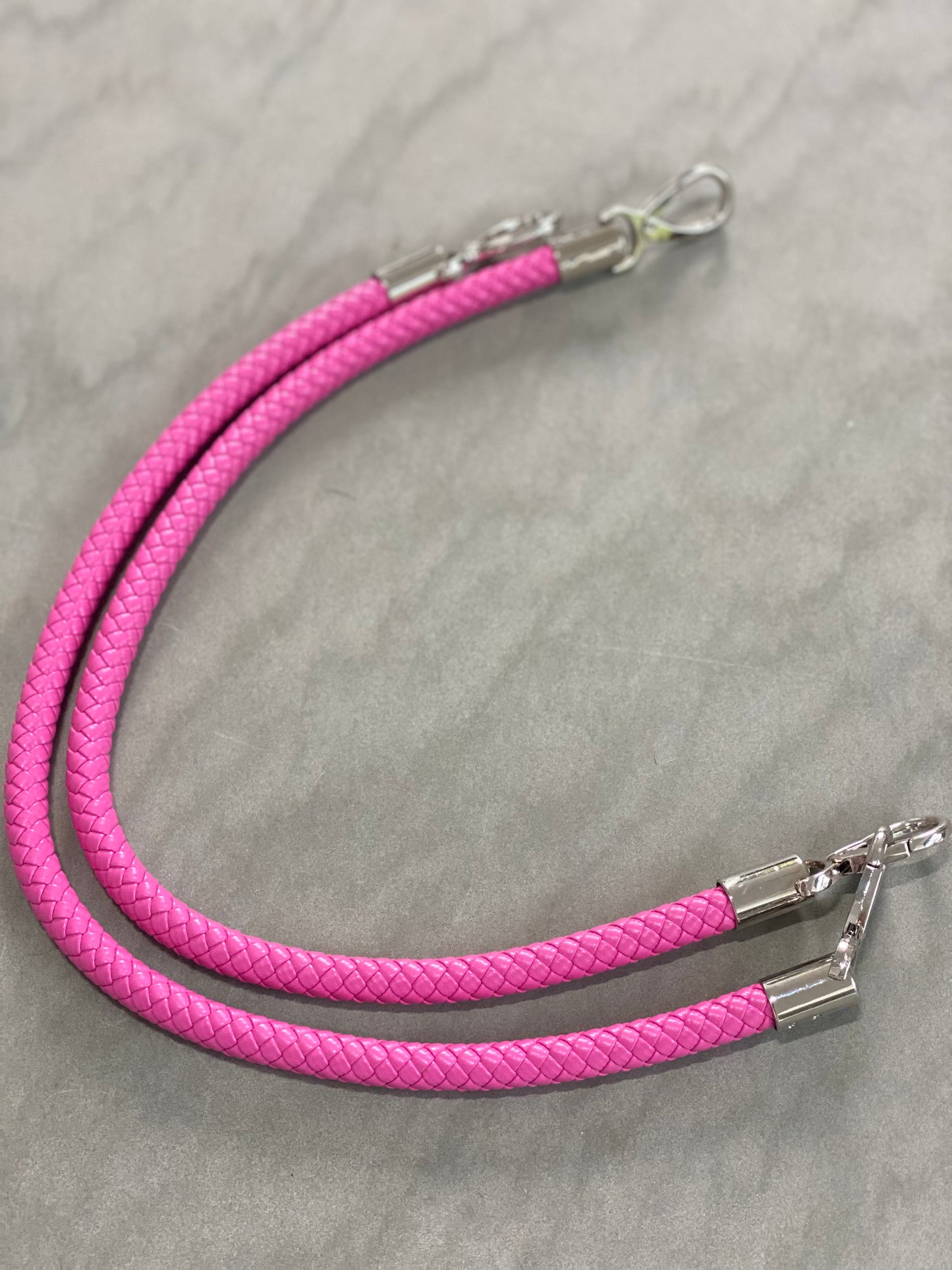 Snap it — braided interchangeable handle