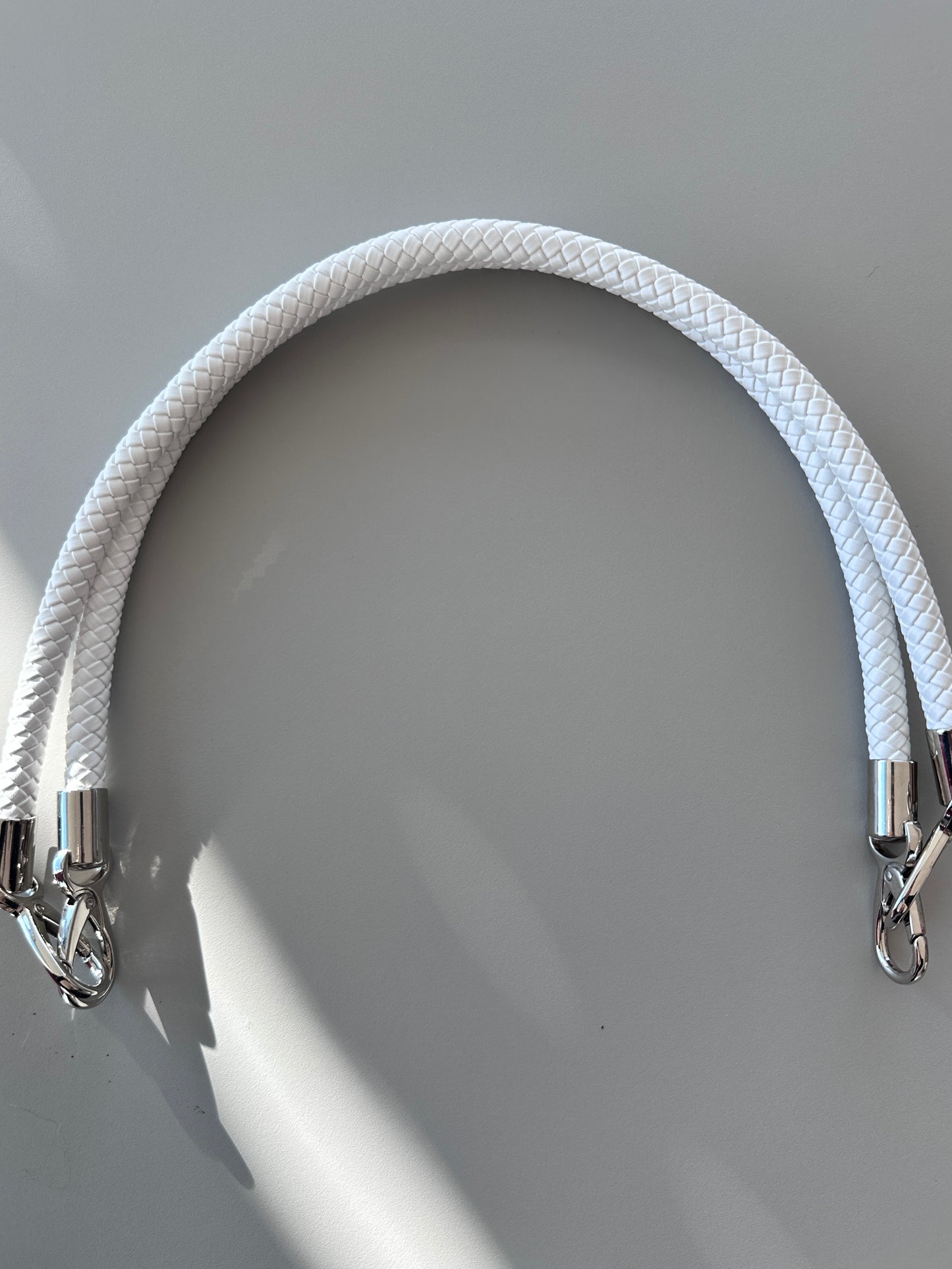 Snap it — braided interchangeable handle