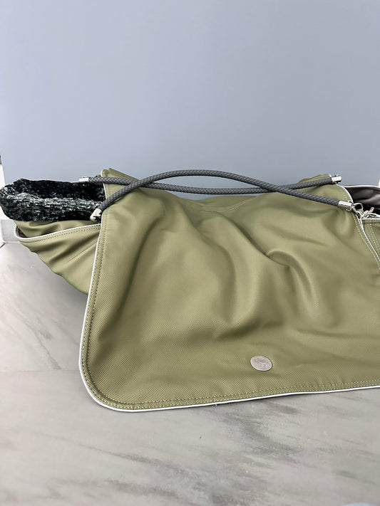 Weekender, moss green, size M