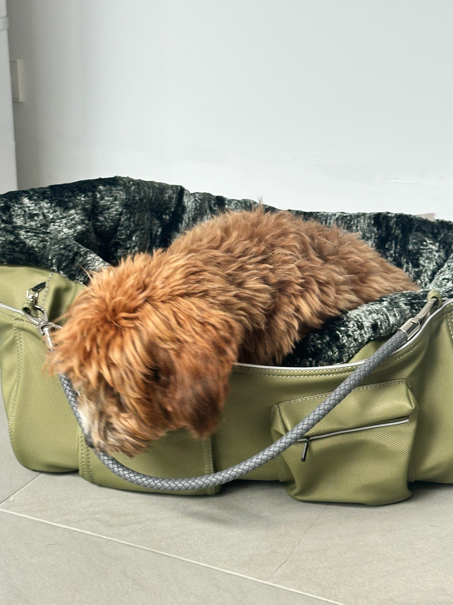 Weekender, moss green, size M