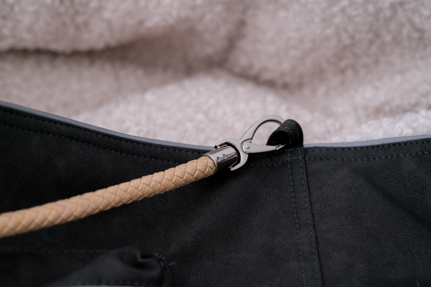 Weekender 4Seasons — anthracite / natural, size M