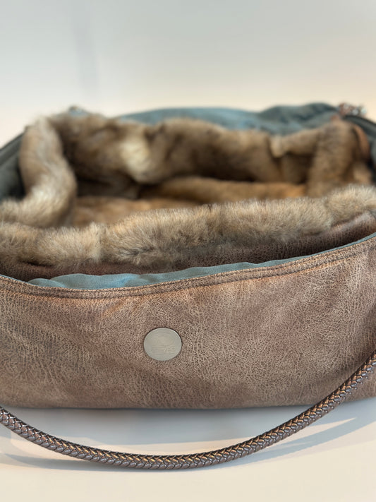 Weekender 4Seasons — Taupe with crossbody strap, size M